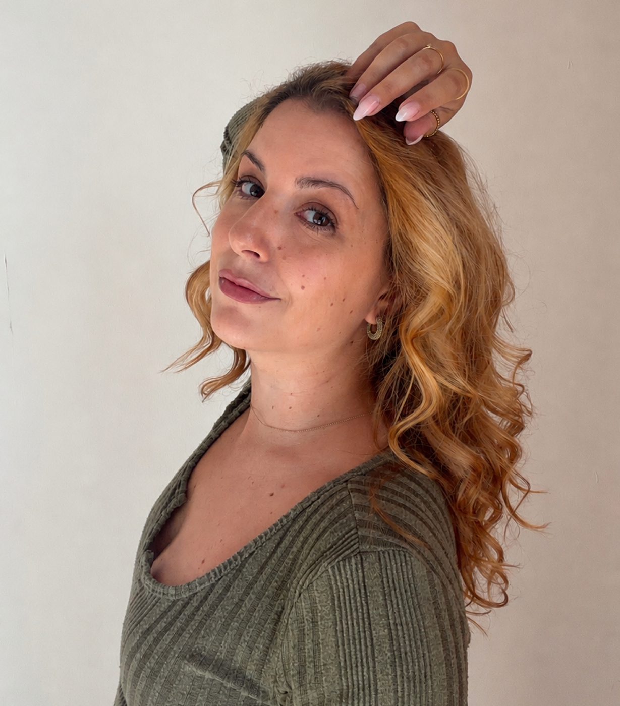 Sarah Abdalla im Portrait